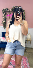 Load image into Gallery viewer, Risen Floral Patch Shorts