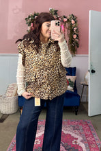Load image into Gallery viewer, Leopard Lover Puffer Vest