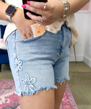Load image into Gallery viewer, Risen Floral Patch Shorts