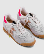 Load image into Gallery viewer, Shu Shop Neutral Sneakers