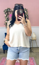 Load image into Gallery viewer, Risen Floral Laced Shorts