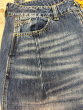 Load image into Gallery viewer, Classic barrel jean