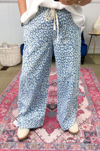 Load image into Gallery viewer, Leopard Denim Pants