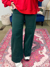 Load image into Gallery viewer, Hunter Green Risen Jeans