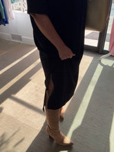 Load image into Gallery viewer, Black Midi T-Shirt Dress