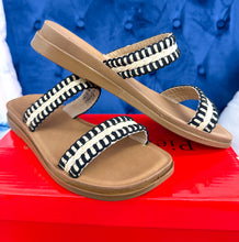 Load image into Gallery viewer, Pierre Dumas Natural Sandal