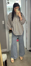 Load image into Gallery viewer, Blooming Denim Jeans